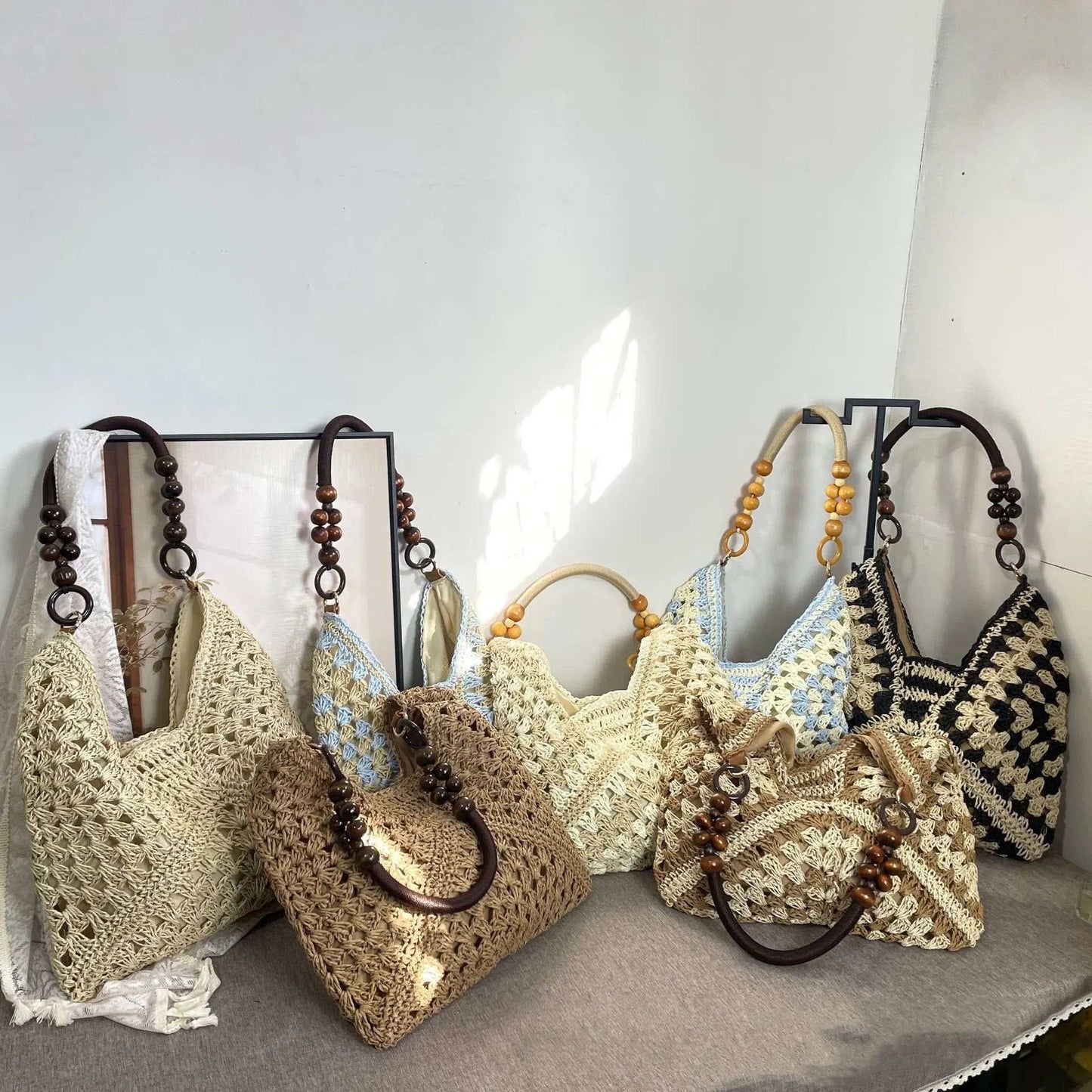 🌞 New Fashionable Handmade Woven Bag 🌞
Versatile Design: This handmade woven bag is perfect for various occasions. It's a stylish paper rope crochet straw bag, ide
