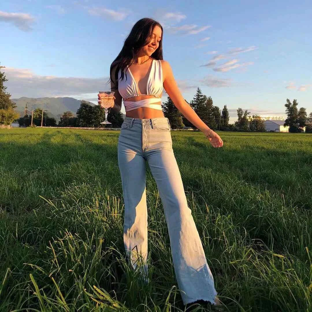 Classic Straight-Leg High-Waisted Denim Jeans with Raw Hem – Multiple Colors Available
